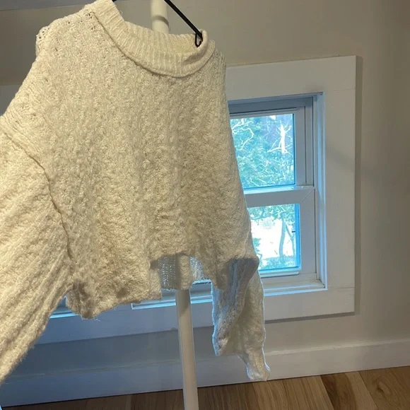 Urban outfitters out from under white knit cropped sweater, size small - Picture 3 of 7